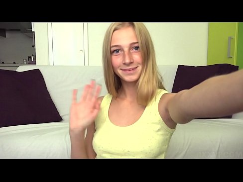 ❤️ Когато ми е скучно, лениво мастурбирам розовата си путка ❤️ Просто порно в bg.com-porn-mz.ru ☑